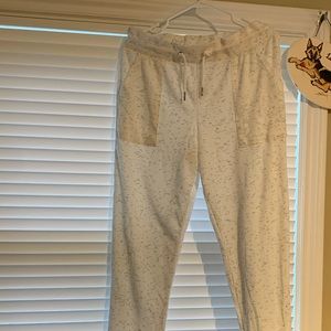 3 For $15 White pants XL